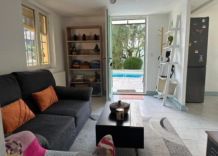 Apartament Dans 10mn De *